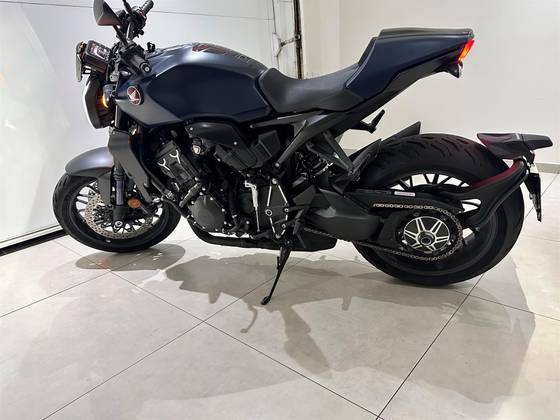 HONDA CB 1000R BLACK EDITION ABS 